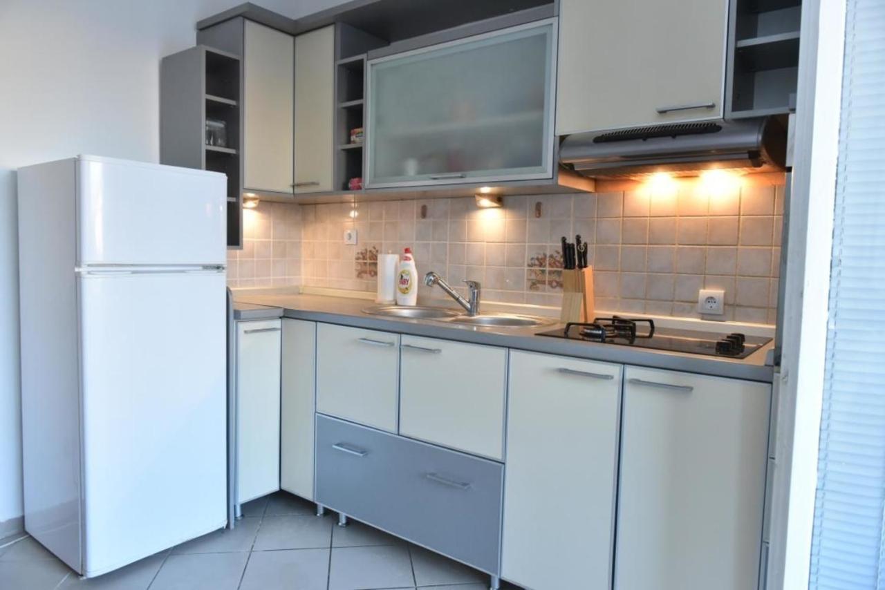 Promenada Apartmani Kruševac Exteriér fotografie